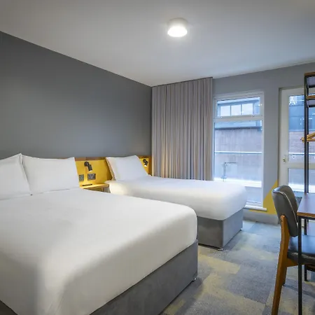 Fitzsimons Temple Bar 3* Dublin