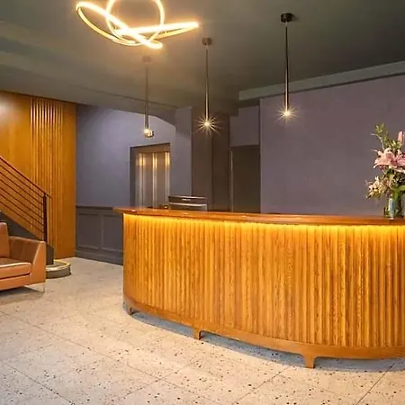 Fitzsimons Temple Bar Hotel