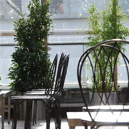 Fitzsimons Temple Bar Hotel Dublin