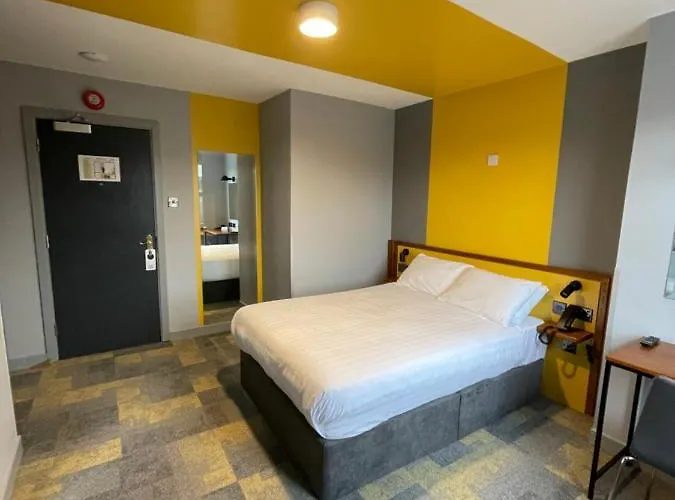 Fitzsimons Temple Bar 3*