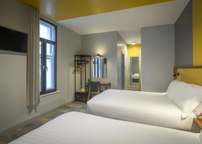 Fitzsimons Temple Bar